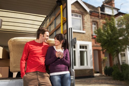 Residential self storage in Oldoakcommon for furniture and boxes